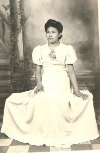 Mi mama Sofia in the late 1940's